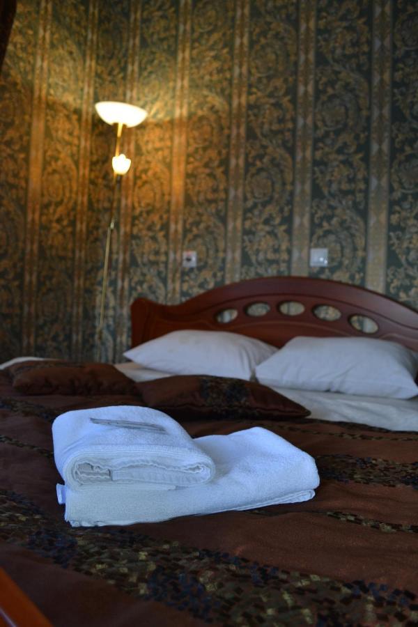 Idea-Studio Aparthotel Брест Екстериор снимка