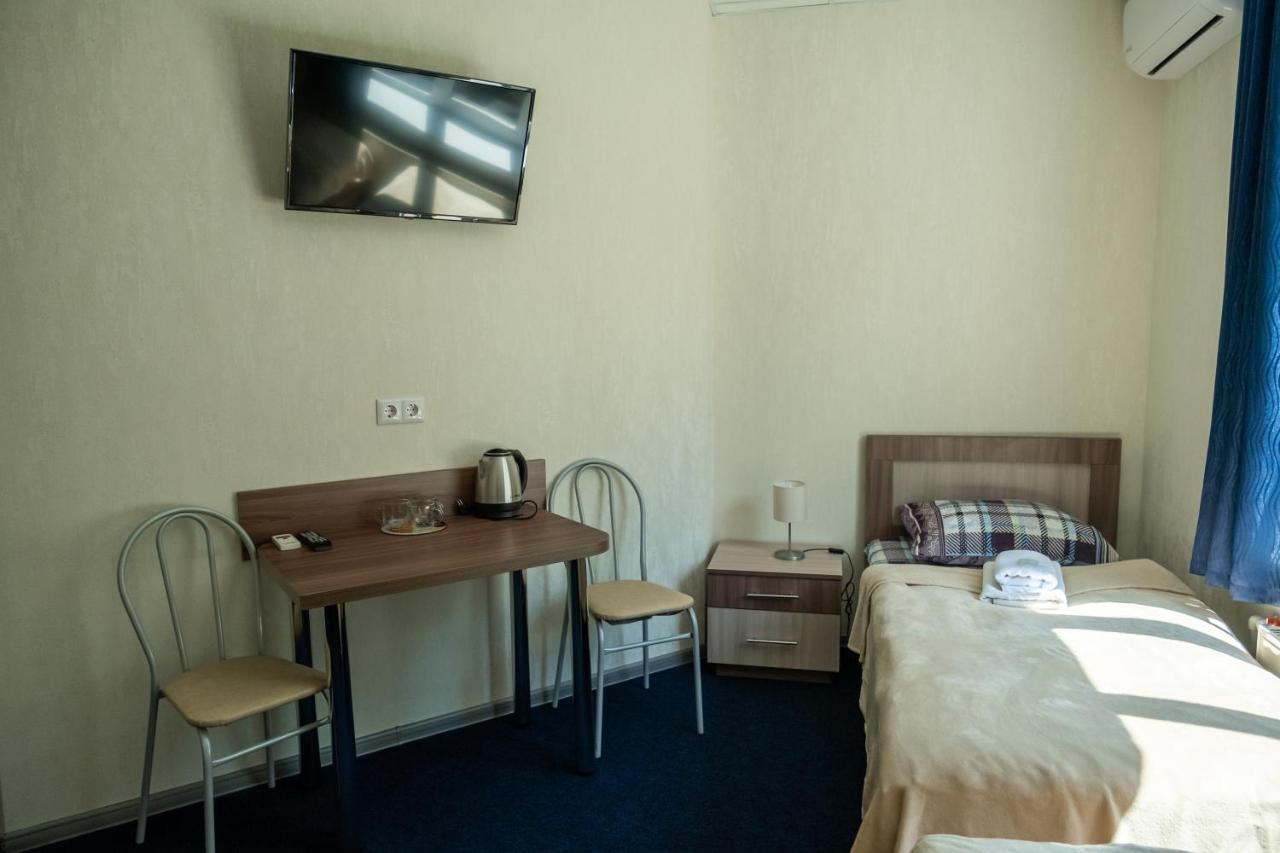 Idea-Studio Aparthotel Брест Екстериор снимка